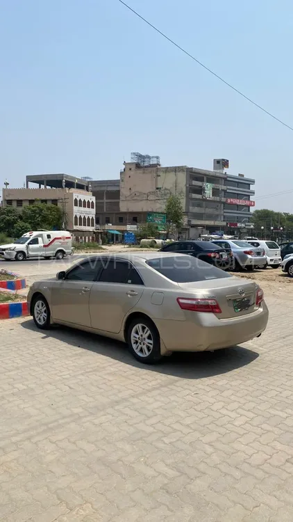 Toyota Camry 2007 for Sale in Gujrat Image-1