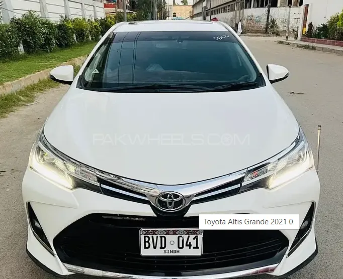Toyota Corolla 2021 for Sale in Karachi Image-1