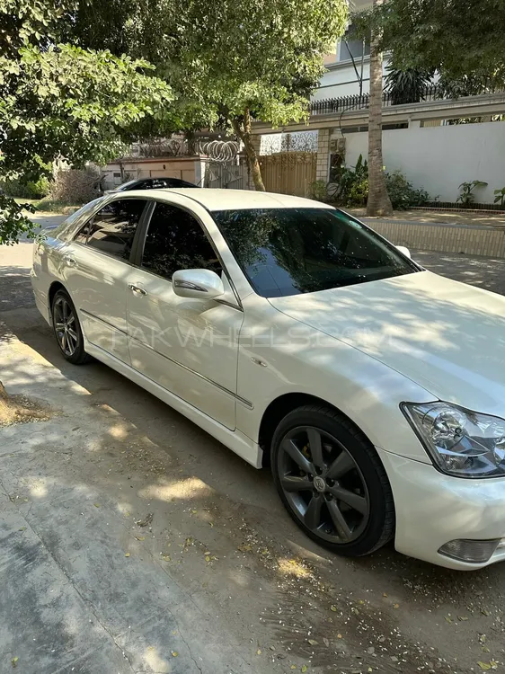 Toyota Crown 2005 for sale in Karachi
