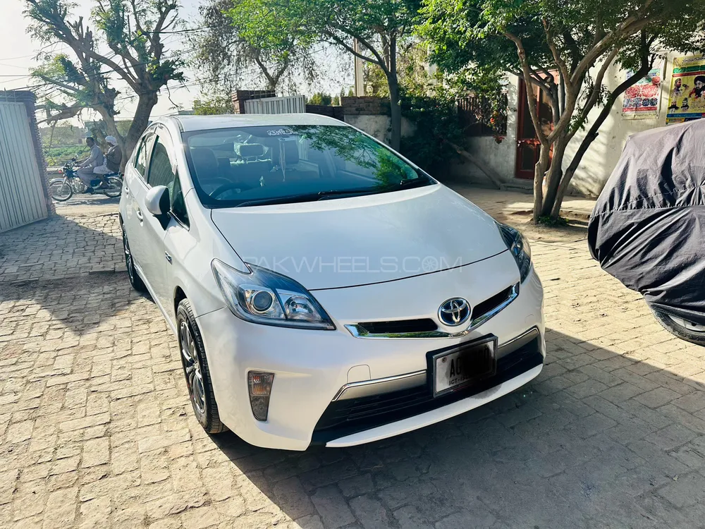 Toyota Prius 2014 for Sale in Rajanpur Image-1