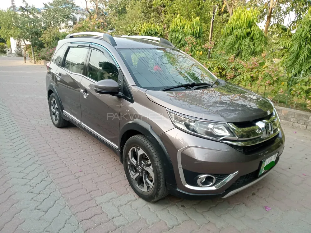 Honda BR-V 2018 for Sale in Lahore Image-1