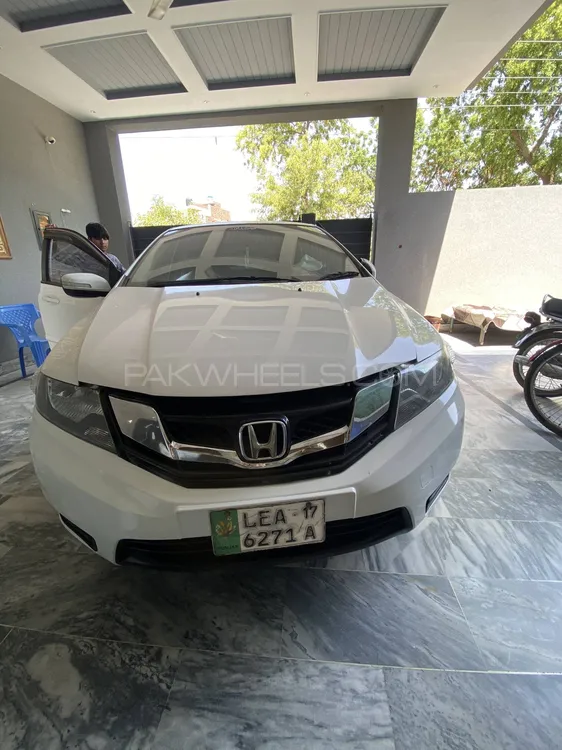 Honda City 2017 for Sale in Faisalabad Image-1