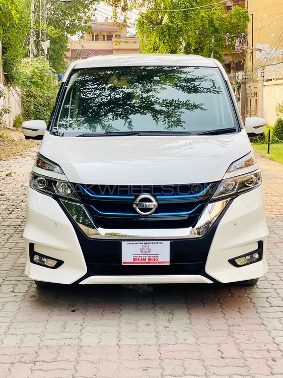 Nissan Serena 2019 for Sale in Sialkot Image-1