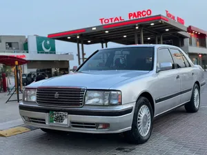 Toyota Crown Super Deluxe 1997 for Sale