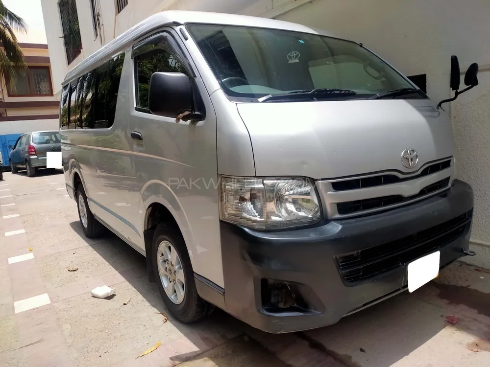 Toyota Hiace 2017 for sale in Karachi