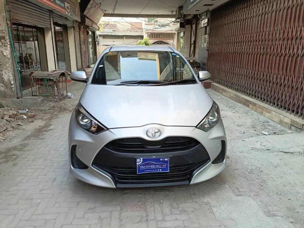 ٹویوٹا Yaris Hatchback 2020 for Sale in گجرانوالہ Image-1