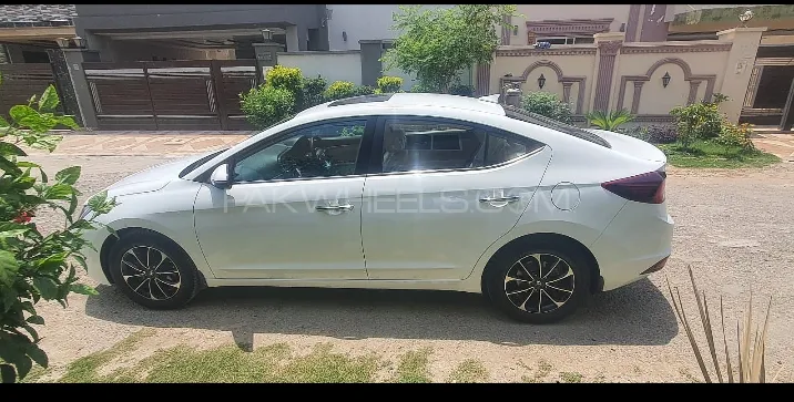 Hyundai Elantra 2021 for Sale in Sargodha Image-1