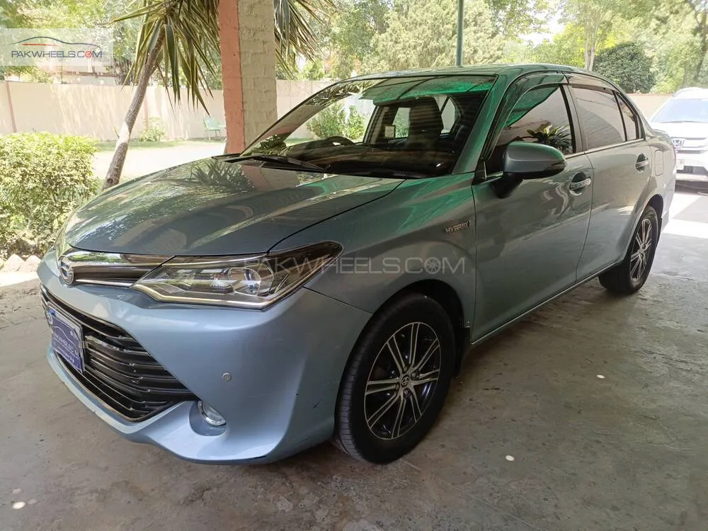Toyota Corolla Axio 2017 for sale in Lahore