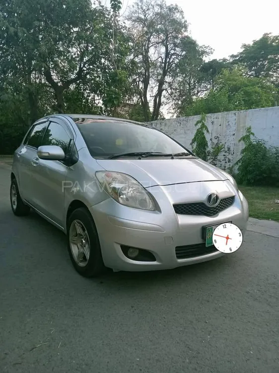 Toyota Vitz 2009 for Sale in Sialkot Image-1