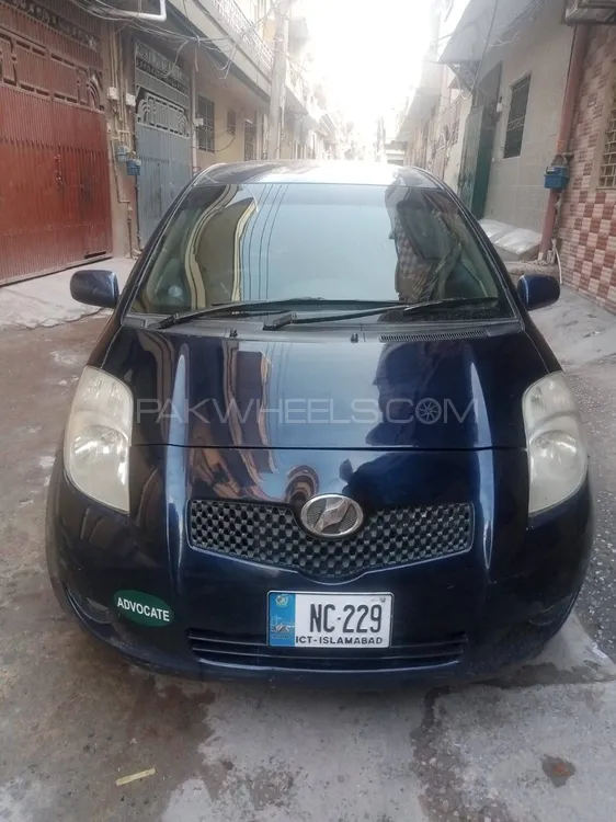 Toyota Vitz 2005 for Sale in Islamabad Image-1