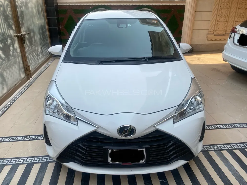 Toyota Vitz 2019 for Sale in Lahore Image-1