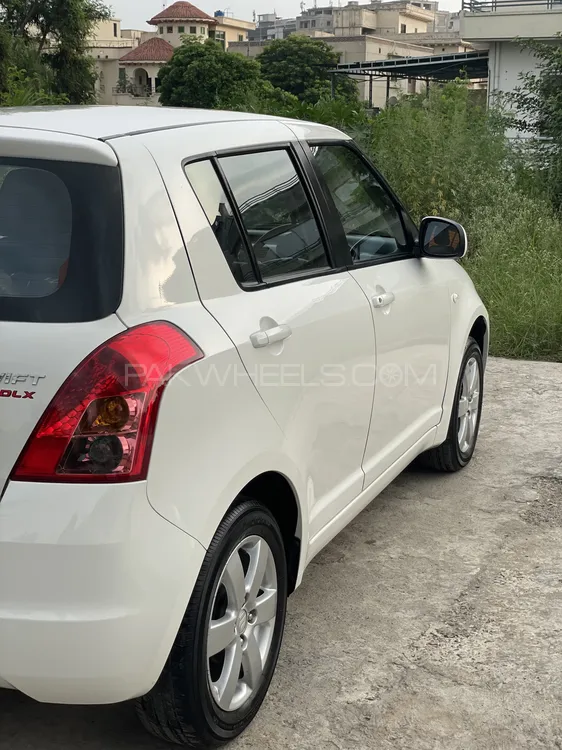 Suzuki Swift 2018 for Sale in Islamabad Image-1