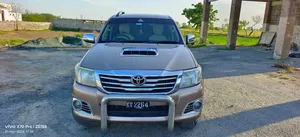 Toyota Hilux 4x4 Single Cab Standard 3.0 2012 for Sale