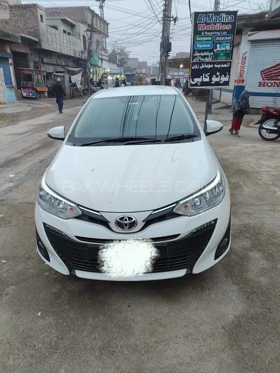 Toyota Yaris 2021 for Sale in Jhang Image-1