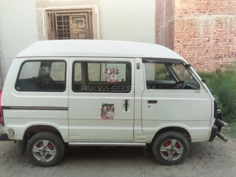 Suzuki Bolan 2017 for sale in Lahore