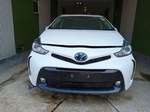 Toyota Prius Alpha S Touring 2019 for Sale