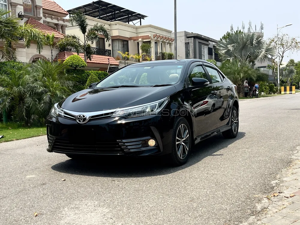 Toyota Corolla 2019 for Sale in Lahore Image-1