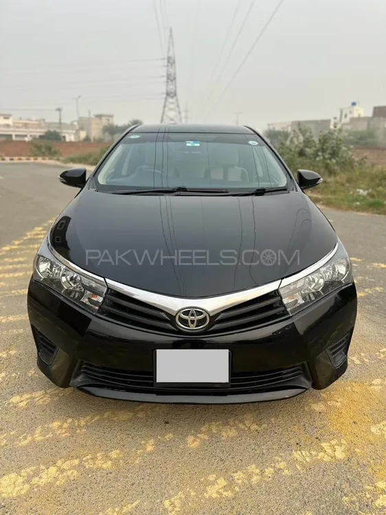 Toyota Corolla 2016 for Sale in Faisalabad Image-1