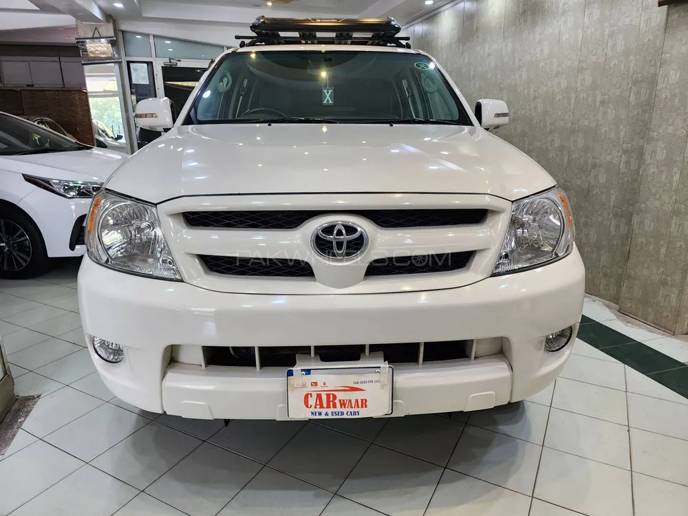 Toyota Hilux 2011 for Sale in Islamabad Image-1