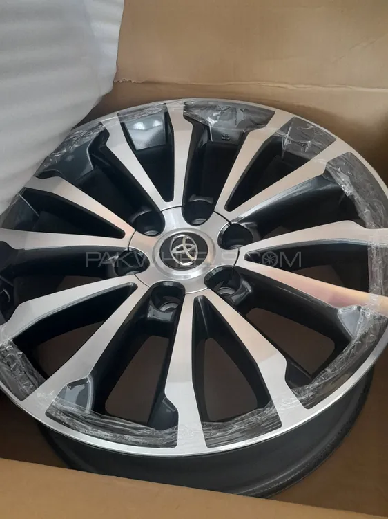 Toyota Prado New Original Rims Image-1