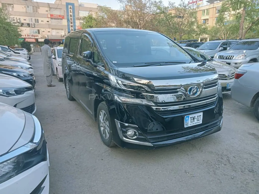 Toyota Vellfire 2016 for Sale in Islamabad Image-1