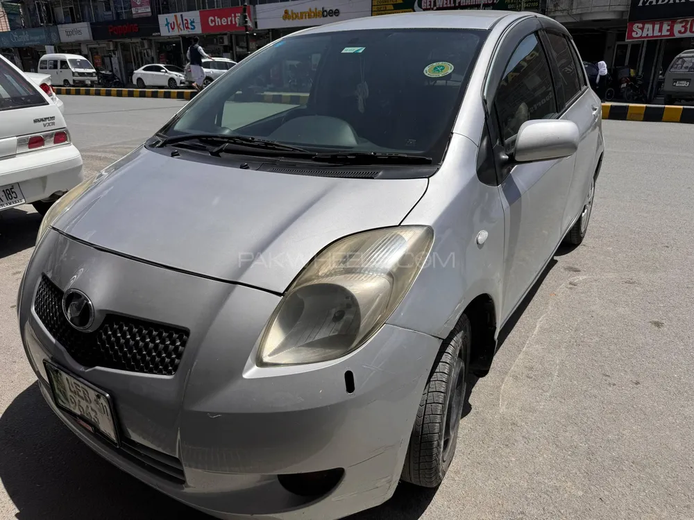 Toyota Vitz 2007 for Sale in Abbottabad Image-1