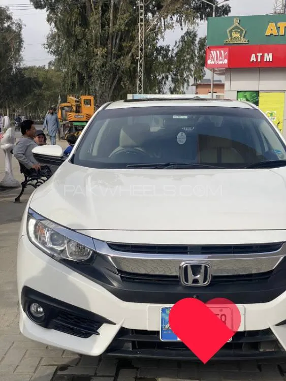 Honda Civic 2018 for Sale in Nowshera Image-1