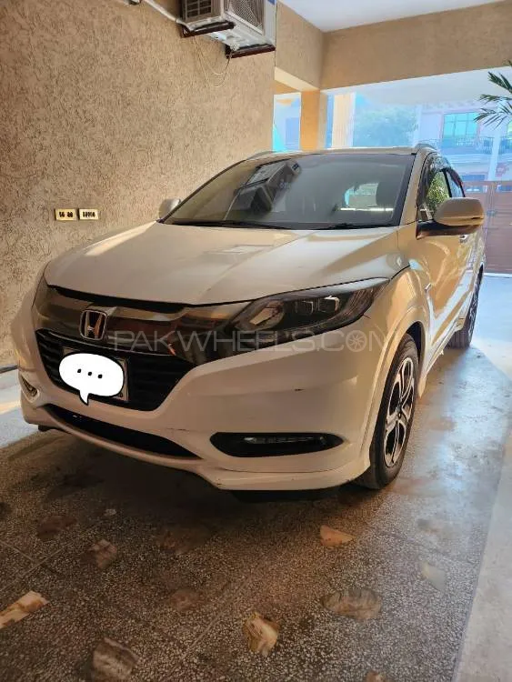 Honda Vezel 2016 for Sale in Islamabad Image-1