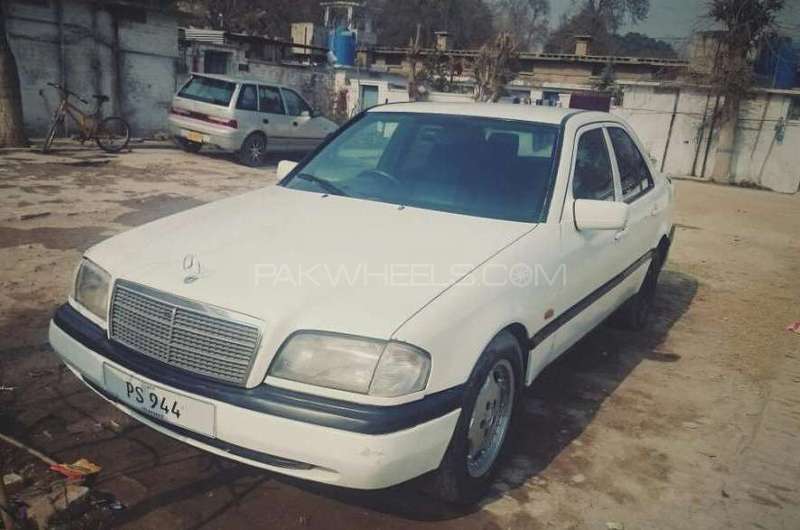 Mercedes Benz C Class 1995 for Sale in Peshawar Image-1