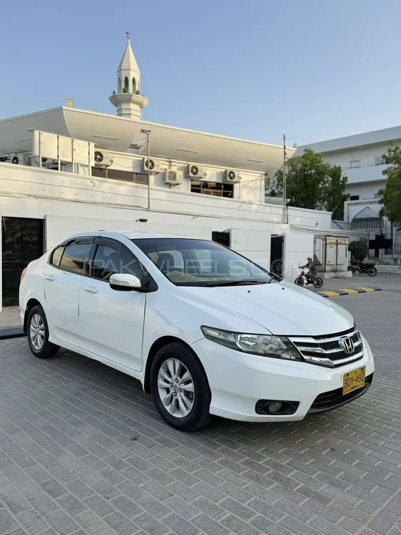 Honda City 2015 for Sale in Karachi Image-1