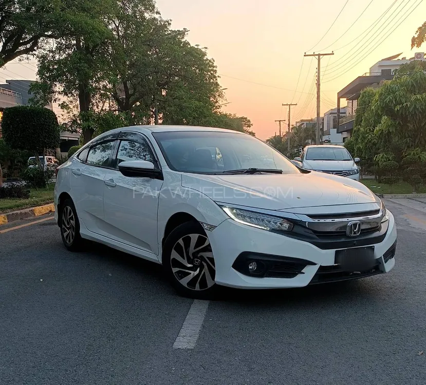 Honda Civic 2017 for Sale in Lahore Image-1