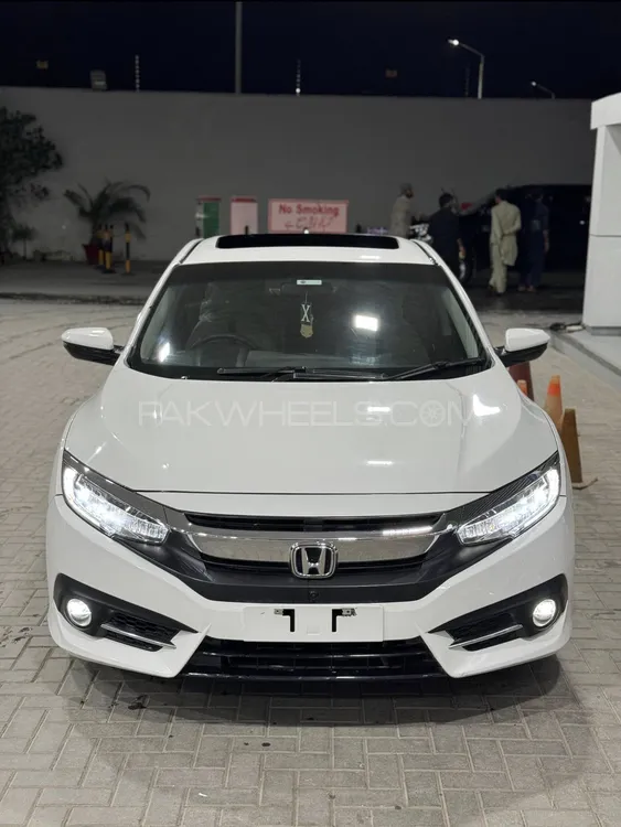 Honda Civic 2022 for Sale in Peshawar Image-1