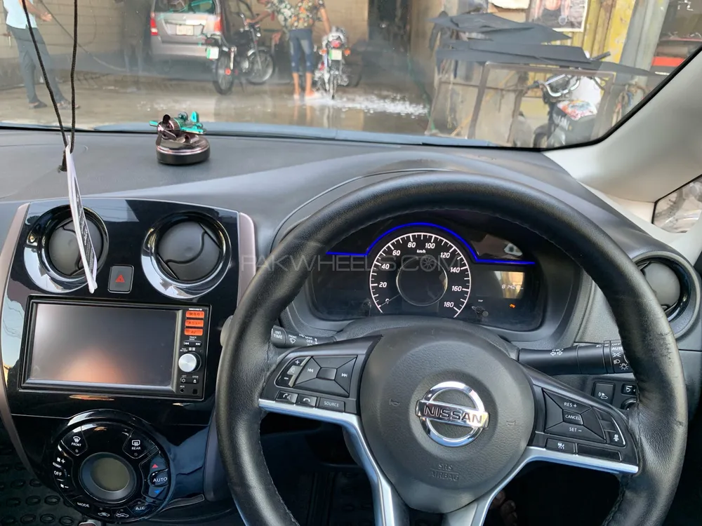 Nissan Note 2018 for Sale in Lahore Nissan Note 2018 for Sale in Lahore Image-14
