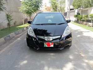 Honda Fit 1.3 Hybrid XH Selection 2011 for Sale