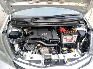 Toyota Vitz 2015 for Sale