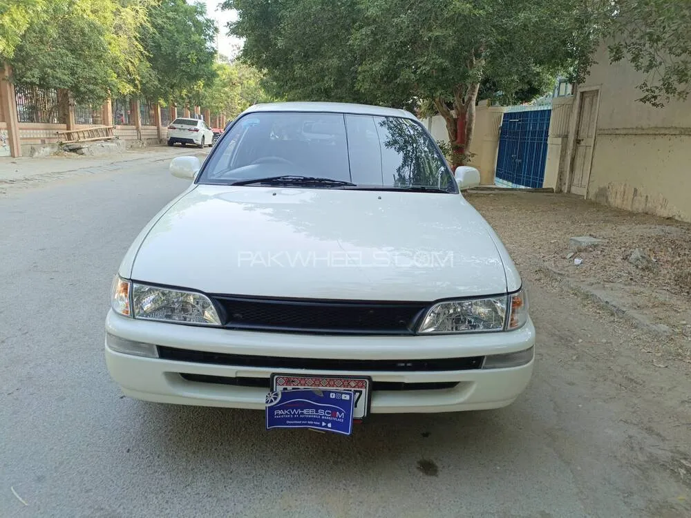 Toyota Corolla 2001 for Sale in Karachi Image-1