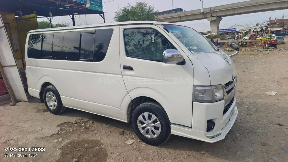 Toyota Hiace 2008 for Sale in Peshawar Image-1