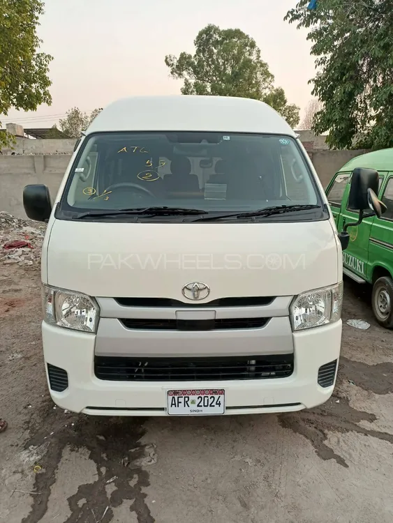 ٹویوٹا ہائی ایس 2018 for Sale in فیصل آباد Image-1
