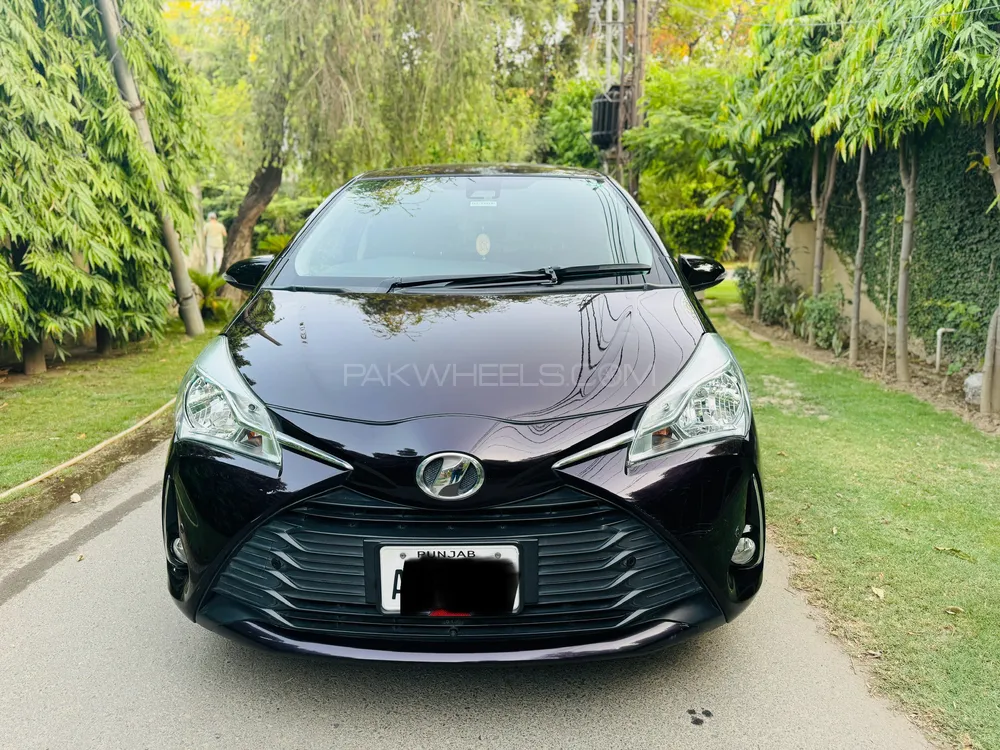 Toyota Vitz 2018 for Sale in Lahore Image-1