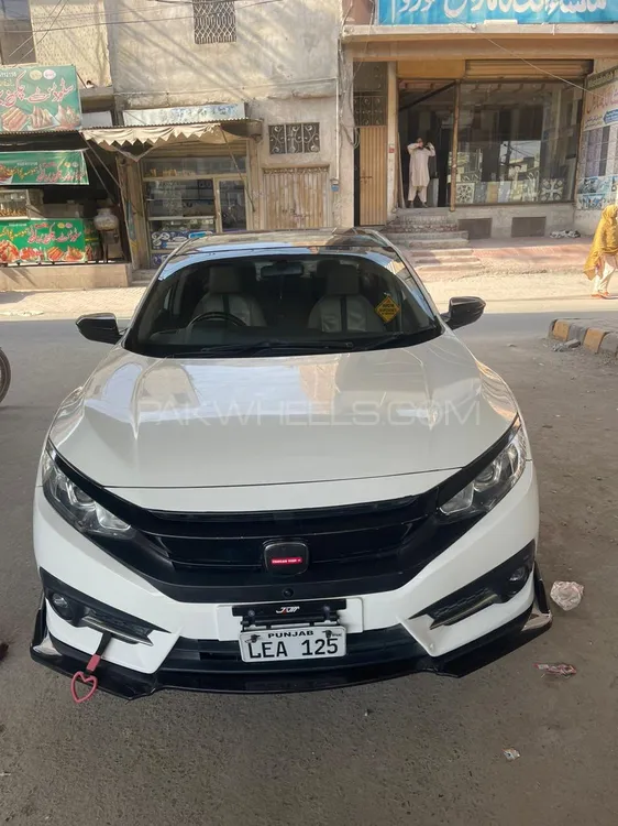 Honda Civic 2017 for Sale in Multan Image-1