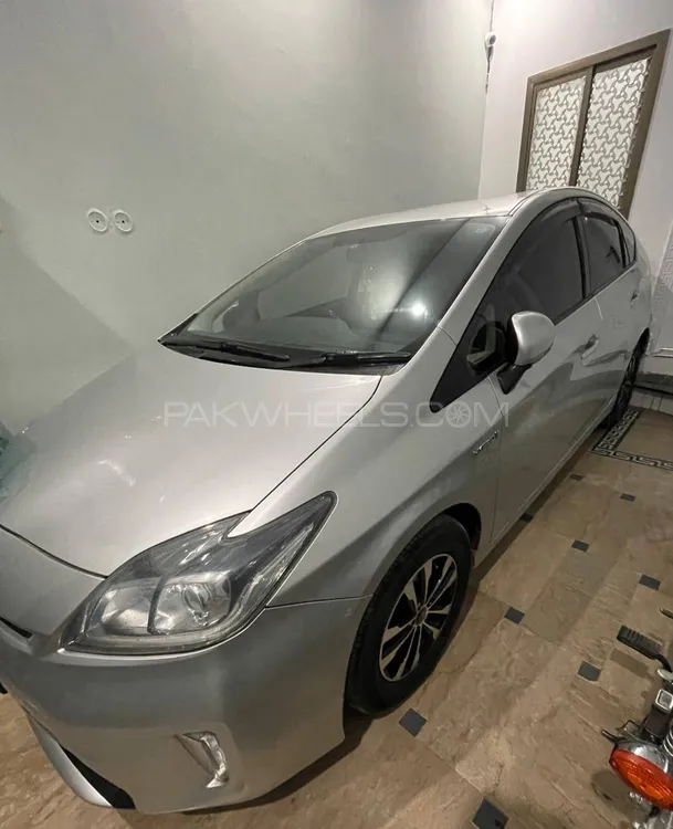 Toyota Prius 2012 for sale in Sialkot