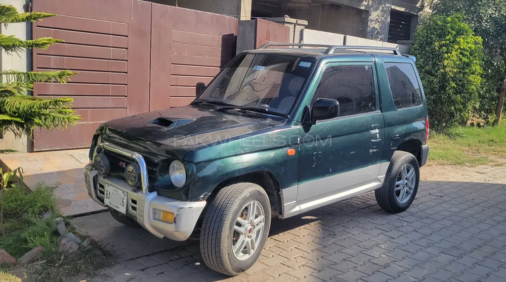 Mitsubishi Pajero Junior 1995 for sale in Lahore
