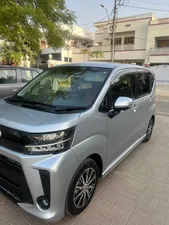 Daihatsu Move Custom X 2023 for Sale