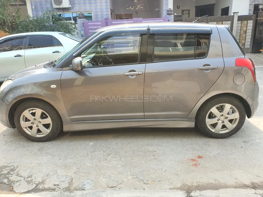 Suzuki Swift 2015 for sale in Lahore