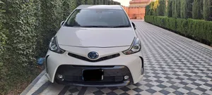 Toyota Prius Alpha 2018 for Sale