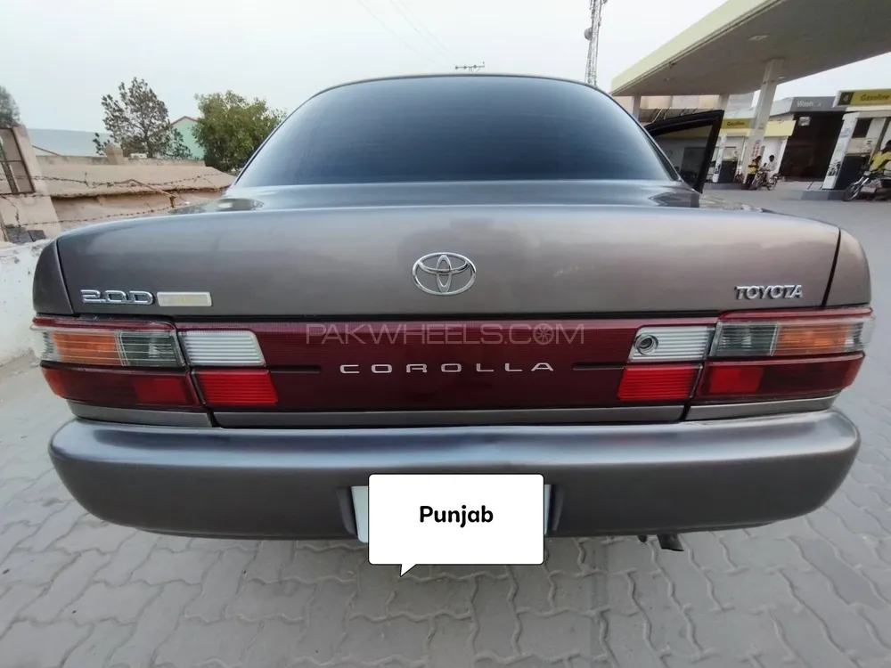 Toyota Corolla 2001 for sale in Dera ismail khan