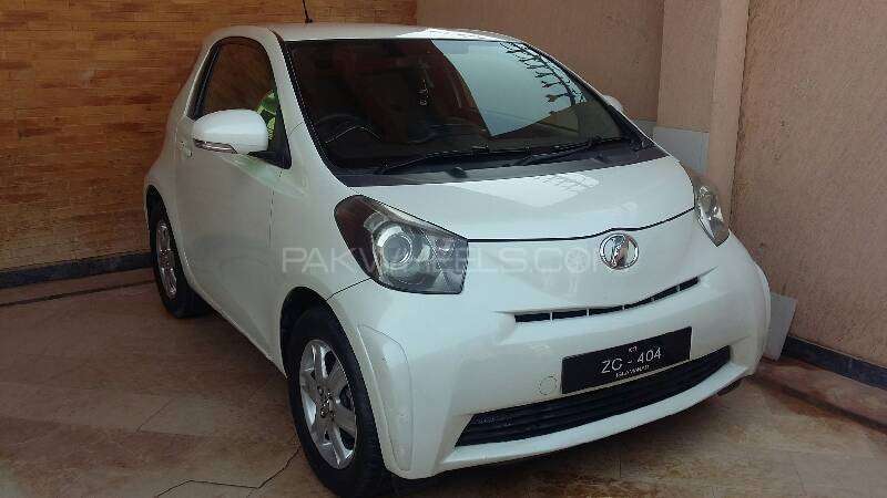 Toyota iQ 2009 for Sale in Islamabad Image-1