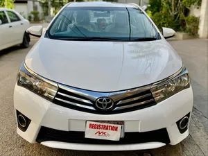 Toyota Corolla Altis Grande CVT-i 1.8 2016 for Sale