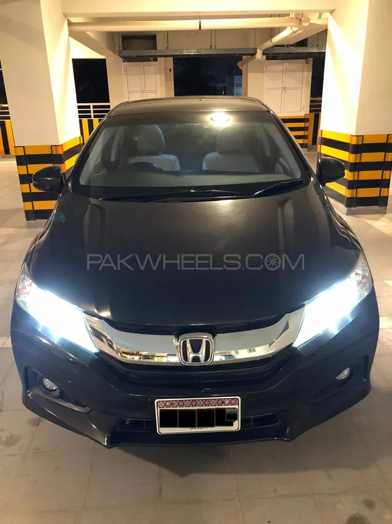 Honda Grace Hybrid 2015 for sale in Karachi