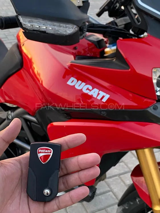 ڈوکاٹی 1198 S 2012 for Sale ڈوکاٹی 1198 S 2012 for Sale Image-17